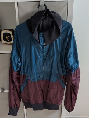 Marmot Teal and Burgundy Colorblock Windbreaker Pullover